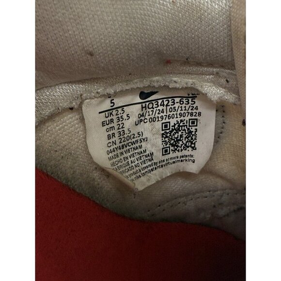 Nike Dunk Low SE Black Toe Bright Crimson Women's Size 5 Pale Ivory HQ3423-635 - Picture 9 of 9